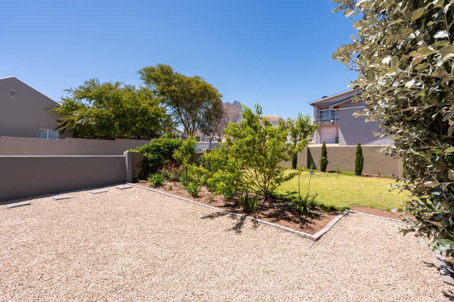4 Bedroom Property for Sale in Myburgh Park Western Cape